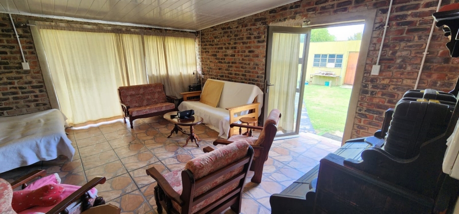 1 Bedroom Property for Sale in Bloemhof North West